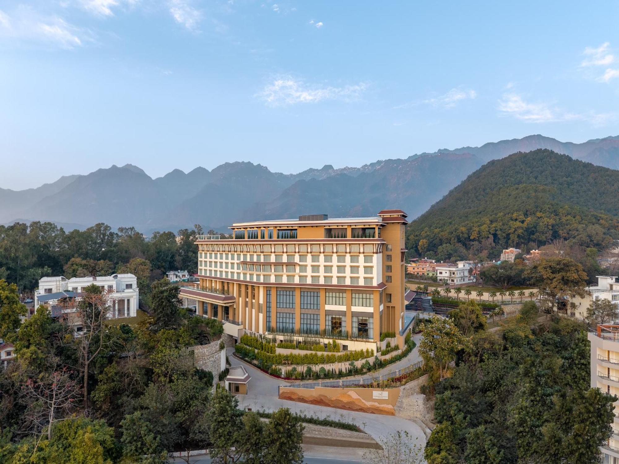 Taj Mussoorie Foothills, Dehradun Otel Dış mekan fotoğraf