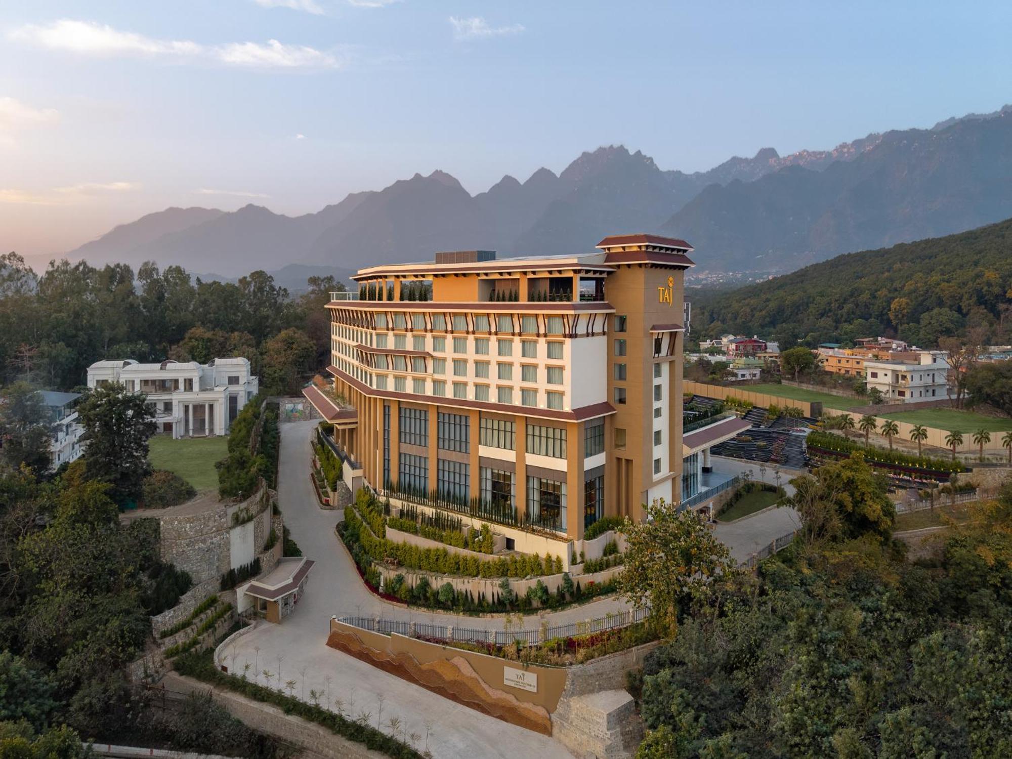 Taj Mussoorie Foothills, Dehradun Otel Dış mekan fotoğraf